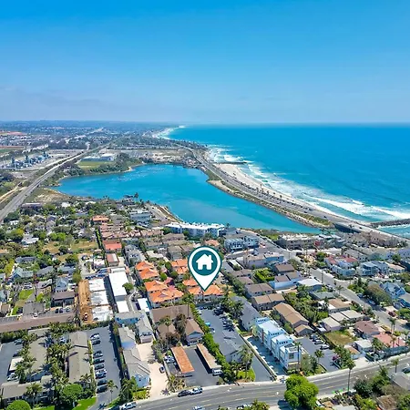 Coastal Bliss - Seashell Cove Retreat - Luxury Living Steps From Beach & Lagoon